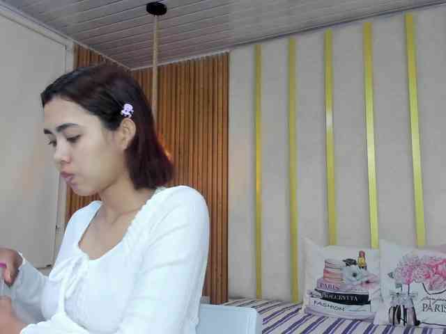 ISABELLA-HEITS webcam