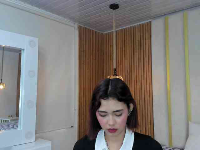ISABELLA-HEITS webcam