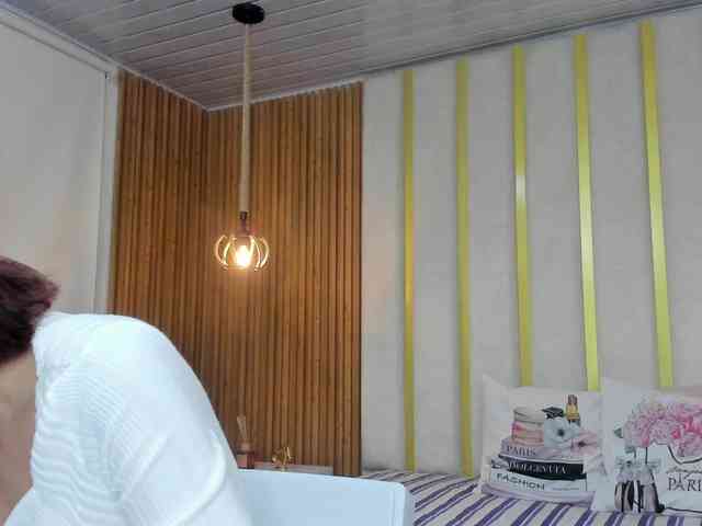 ISABELLA-HEITS webcam