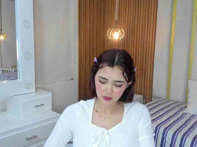 ISABELLA-HEITS webcam