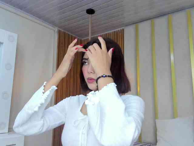 ISABELLA-HEITS webcam
