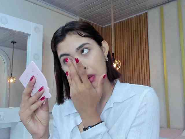 ISABELLA-HEITS webcam
