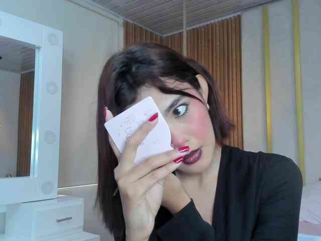 ISABELLA-HEITS webcam