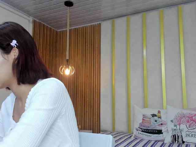 ISABELLA-HEITS webcam