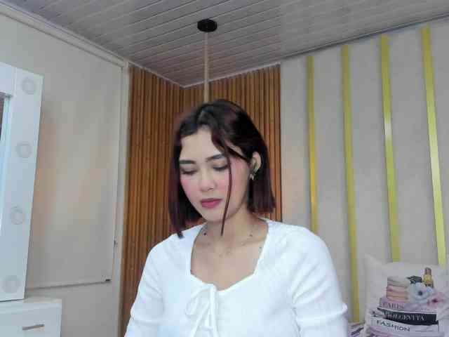 ISABELLA-HEITS webcam