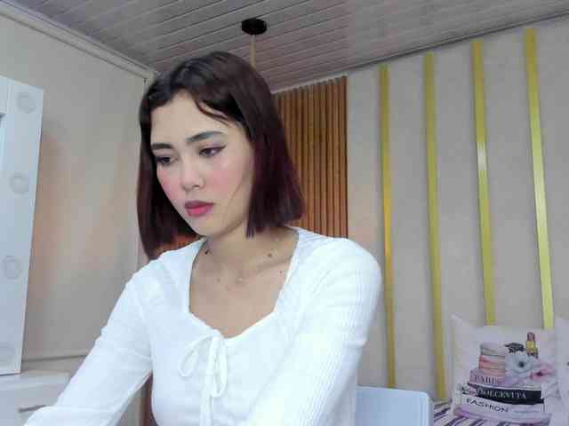 ISABELLA-HEITS webcam
