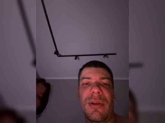 free adult chat now Light-cash