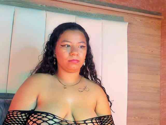BritneyOva Live Webcam on BongaCams BritneyOva Live Webcam on BongaCams