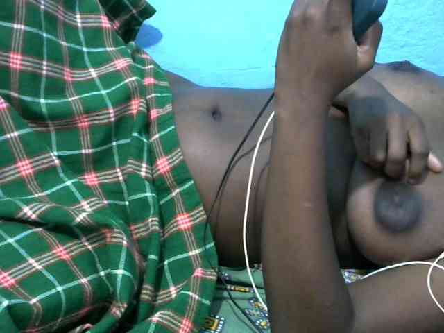 Ebonyladasha webcam