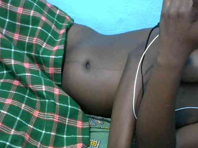 Ebonyladasha webcam