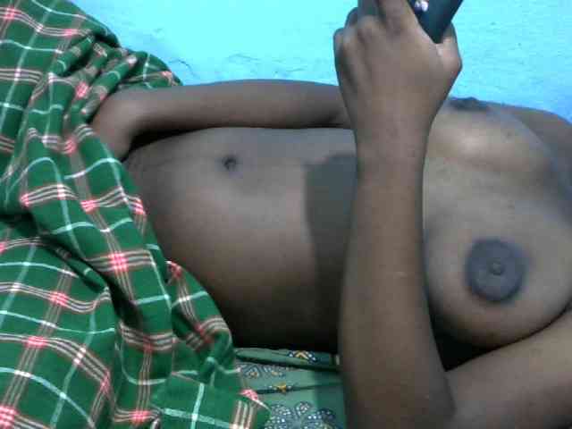 Ebonyladasha webcam