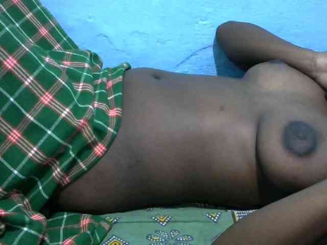 Ebonyladasha webcam