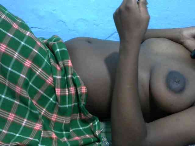 Ebonyladasha webcam