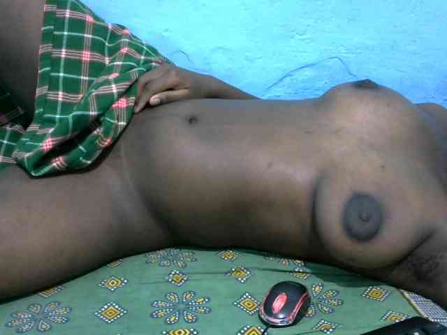 Ebonyladasha webcam