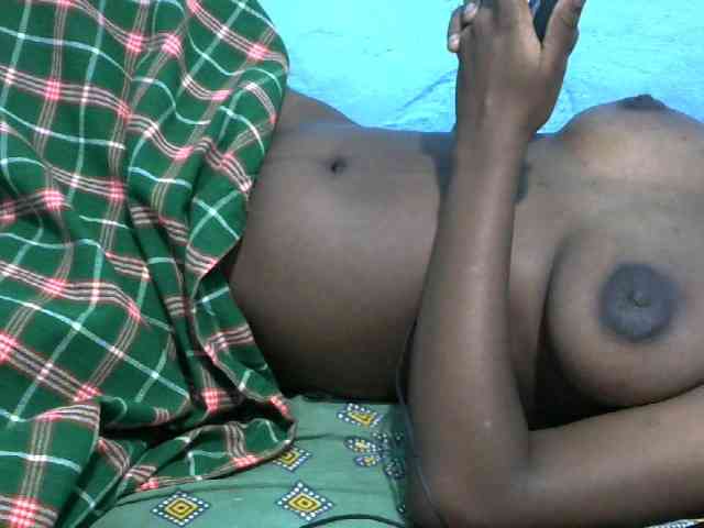 Ebonyladasha webcam