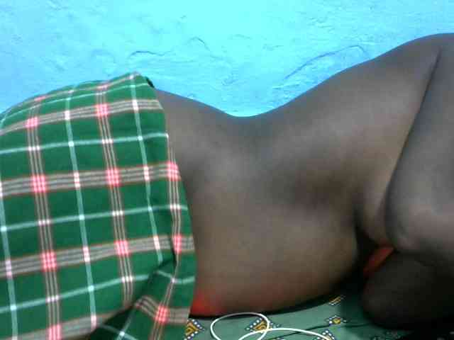 Ebonyladasha webcam