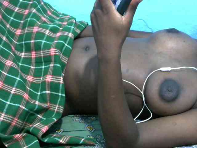 Ebonyladasha webcam