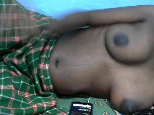 Ebonyladasha webcam
