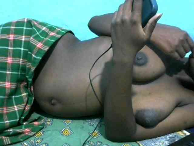 Ebonyladasha webcam