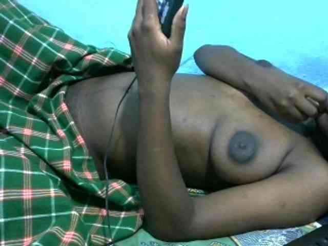 Ebonyladasha webcam