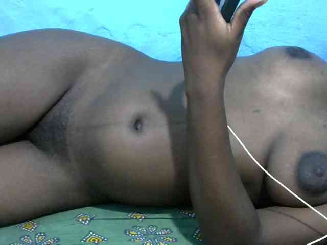 Ebonyladasha webcam