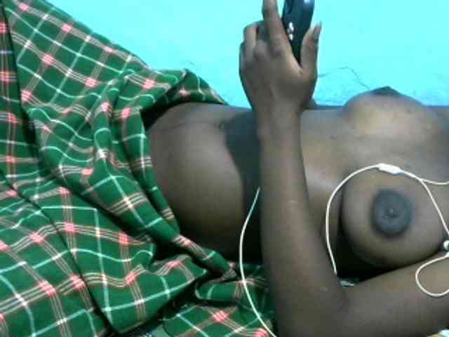 Ebonyladasha webcam