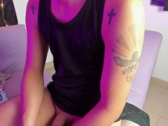 Briannasexy00's BongaCams show and profile