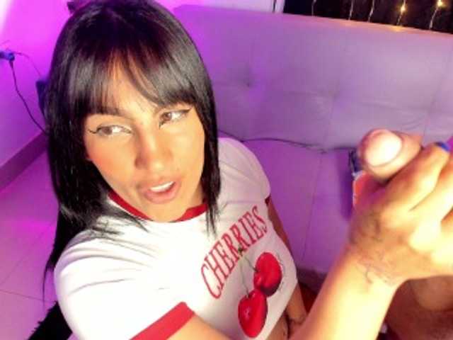 Briannasexy00's BongaCams show and profile