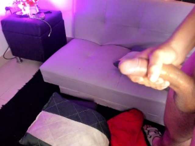 Briannasexy00's BongaCams show and profile