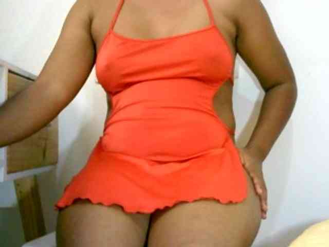 LalyChoco1 webcam