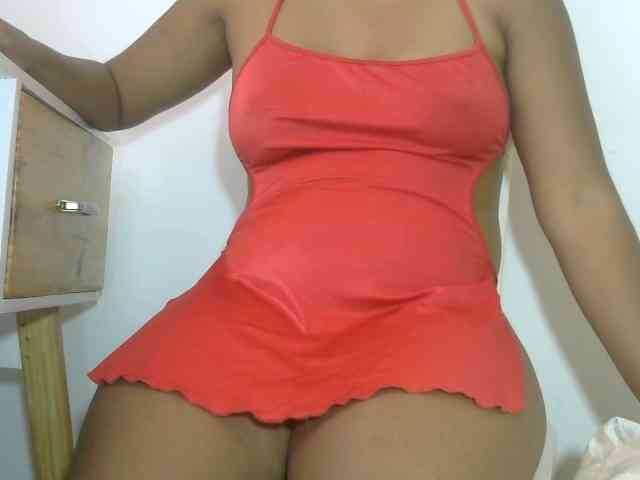 LalyChoco1 webcam