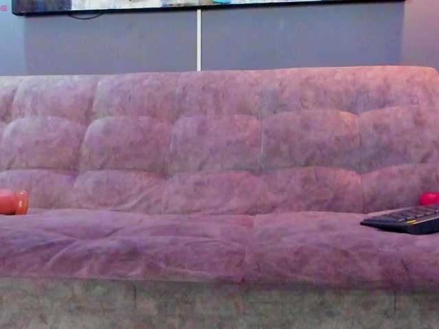 Elizabeth-Lamer's BongaCams show and profile