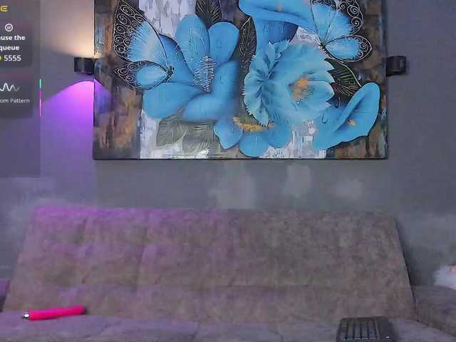 Elizabeth-Lamer's BongaCams show and profile