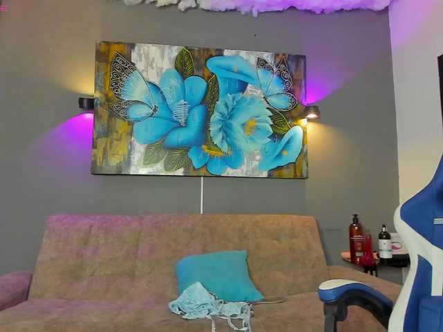 Elizabeth-Lamer's BongaCams show and profile