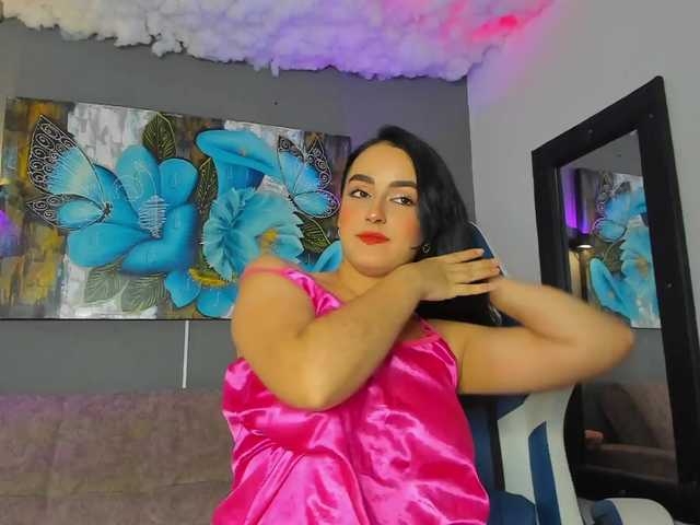 Elizabeth-Lamer's BongaCams show and profile