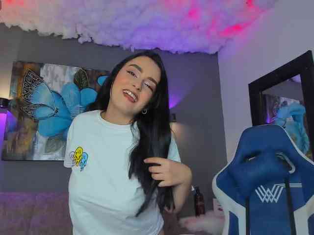 Elizabeth-Lamer webcam