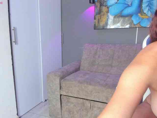 Elizabeth-Lamer webcam