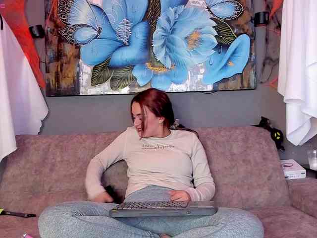 Elizabeth-Lamer webcam