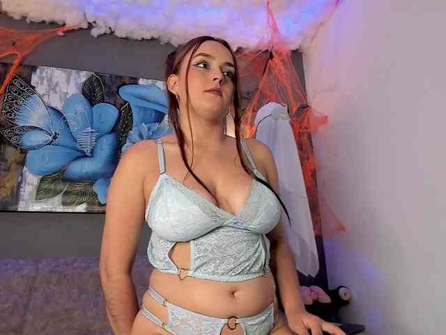 Elizabeth-Lamer webcam
