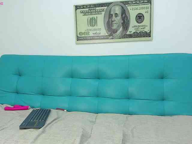 Elizabeth-Lamer webcam