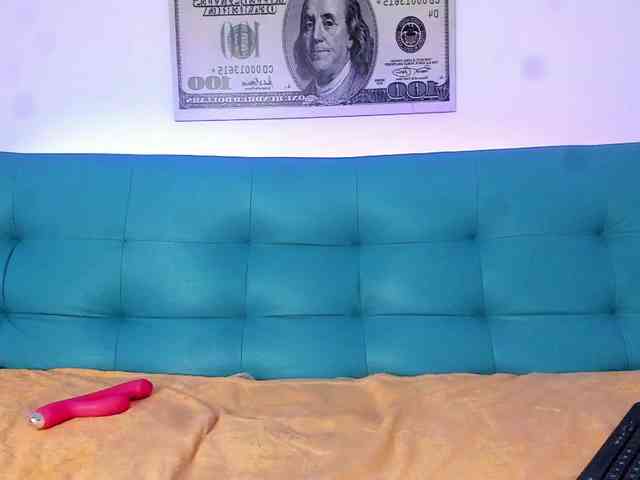 Elizabeth-Lamer webcam