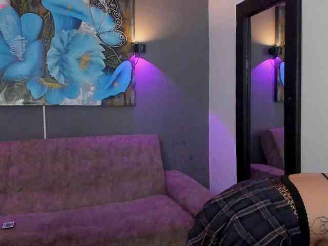 Elizabeth-Lamer webcam