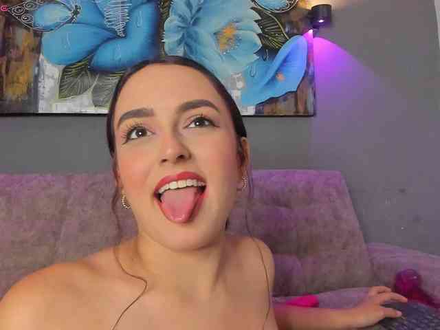 Elizabeth-Lamer webcam