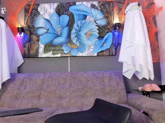 Elizabeth-Lamer webcam