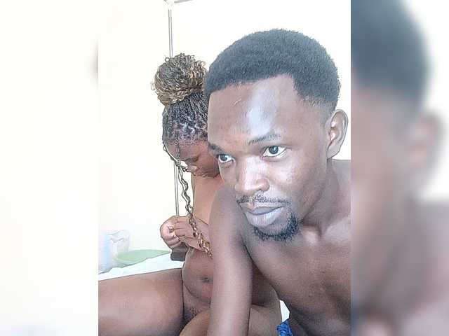 Thearo's BongaCams show and profile