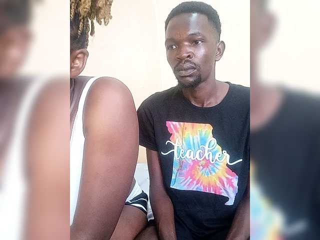 Thearo's BongaCams show and profile