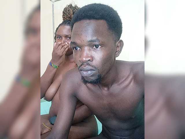 Thearo's BongaCams show and profile