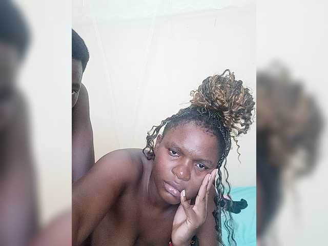 Thearo's BongaCams show and profile