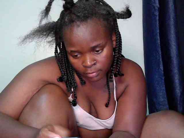 Queen-venny webcam