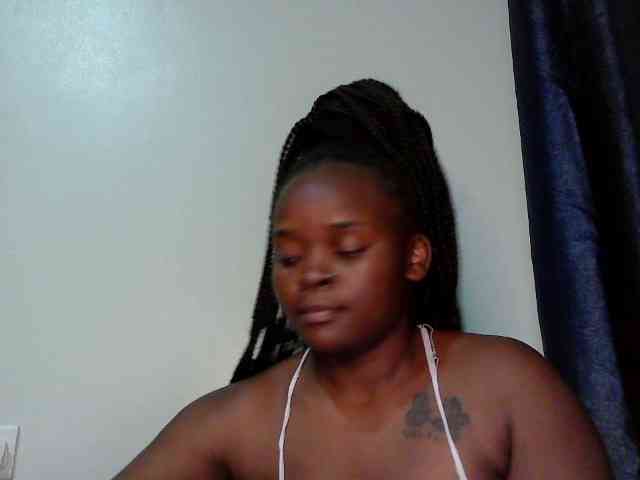 Queen-venny webcam